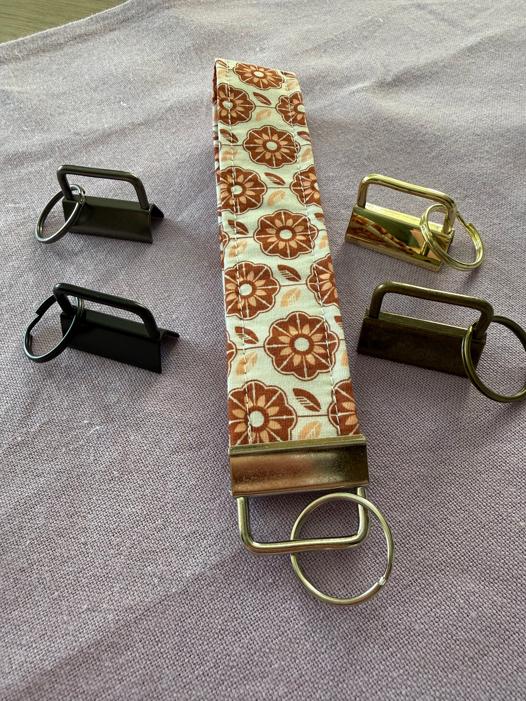 Wristlet Schlüsselanhänger "Terra Blossom"