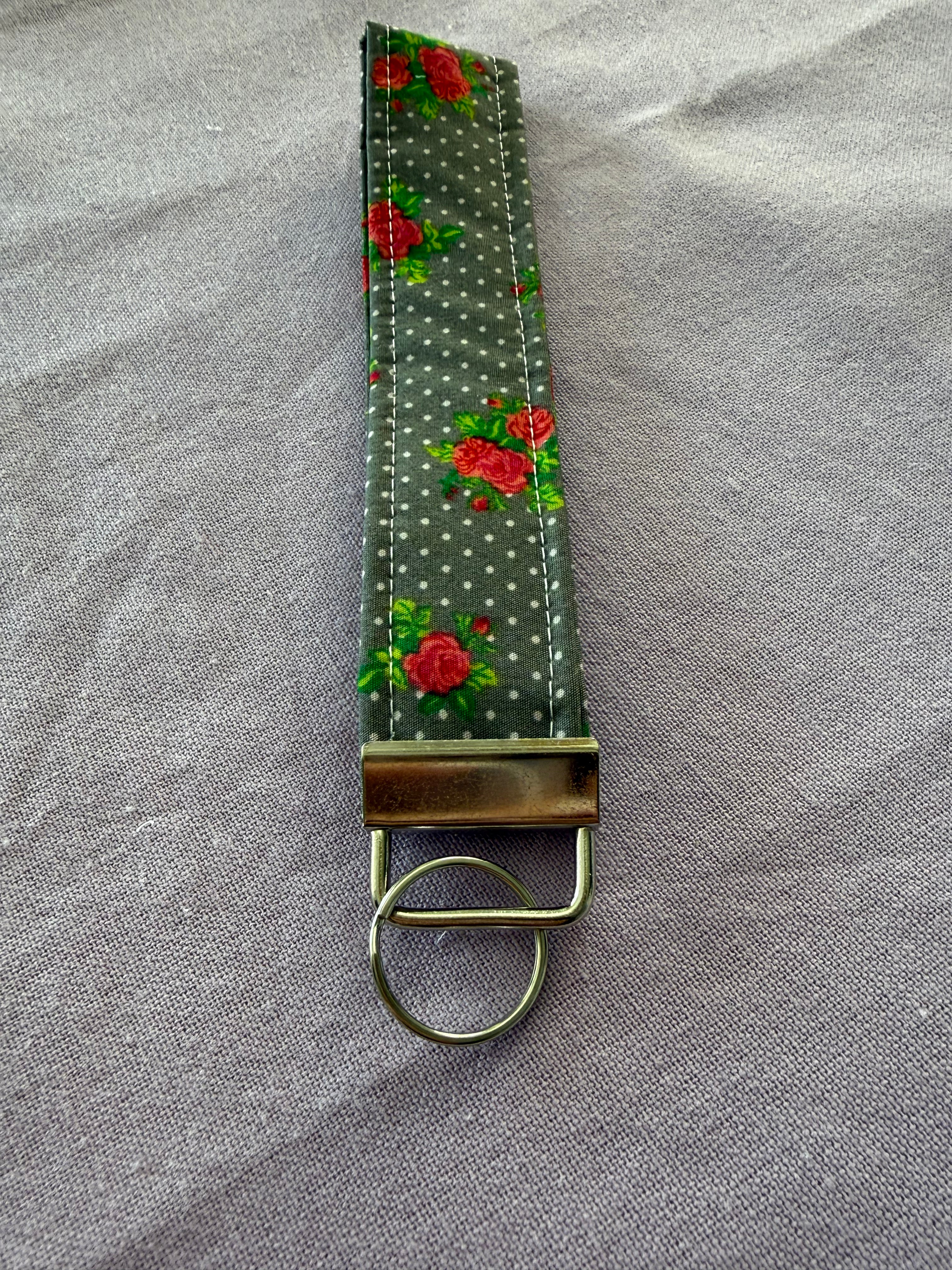 Wristlet Schlüsselanhänger "Midnight rose"