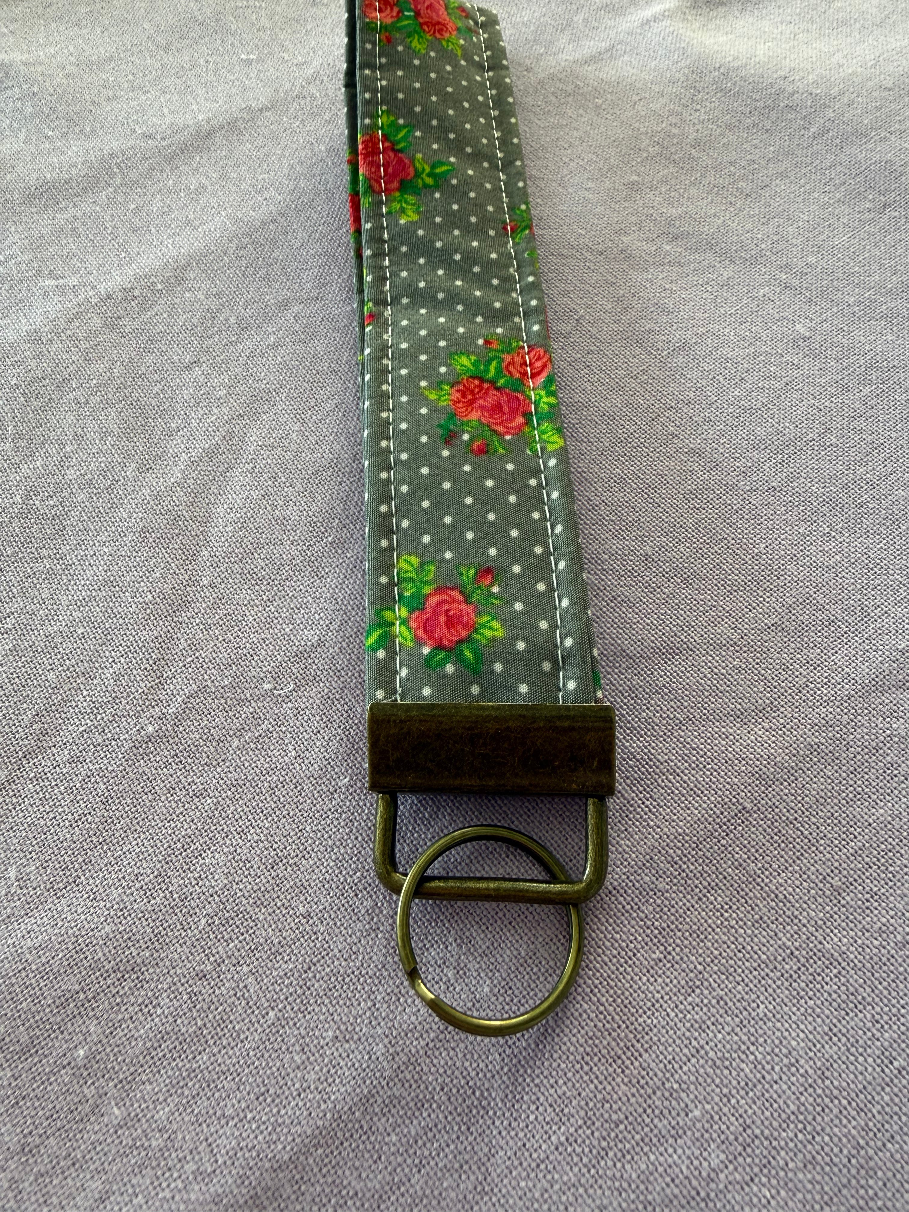 Wristlet Schlüsselanhänger "Midnight rose"