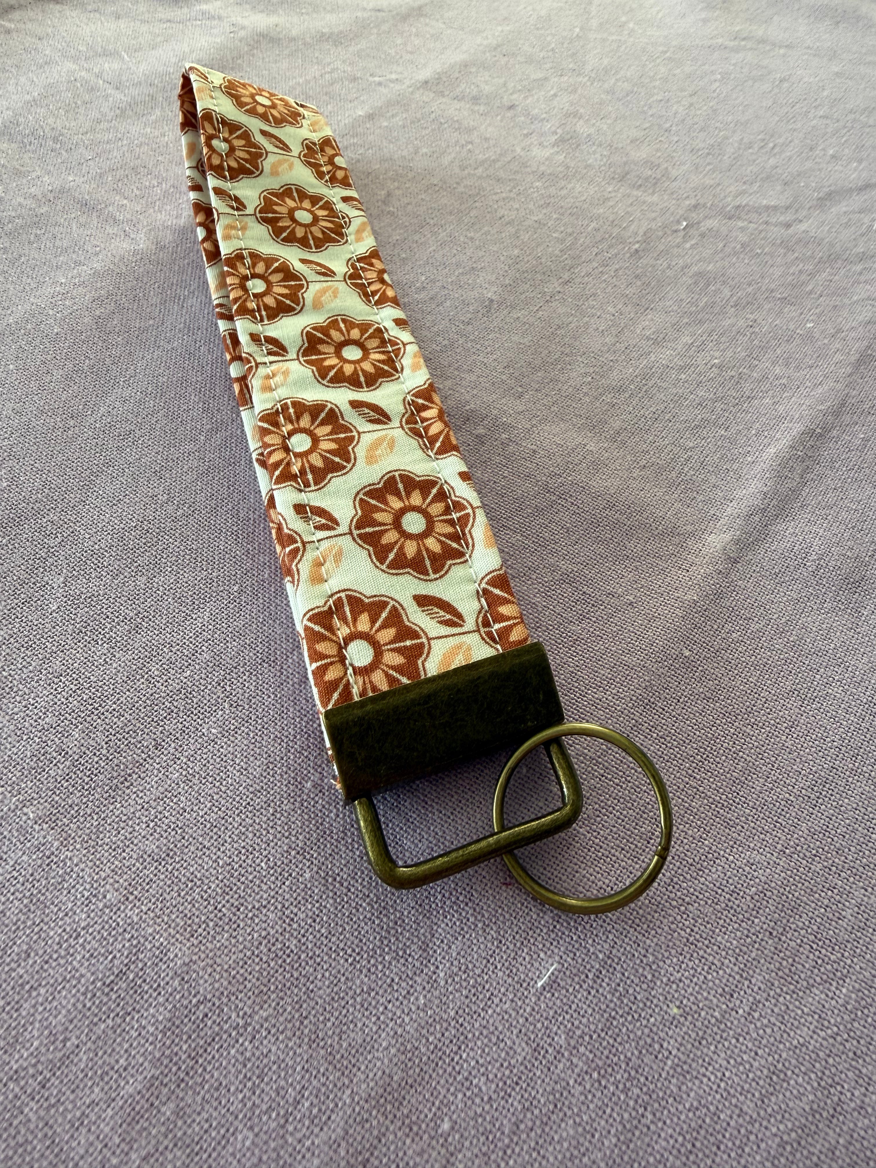 Wristlet Schlüsselanhänger "Terra Blossom"