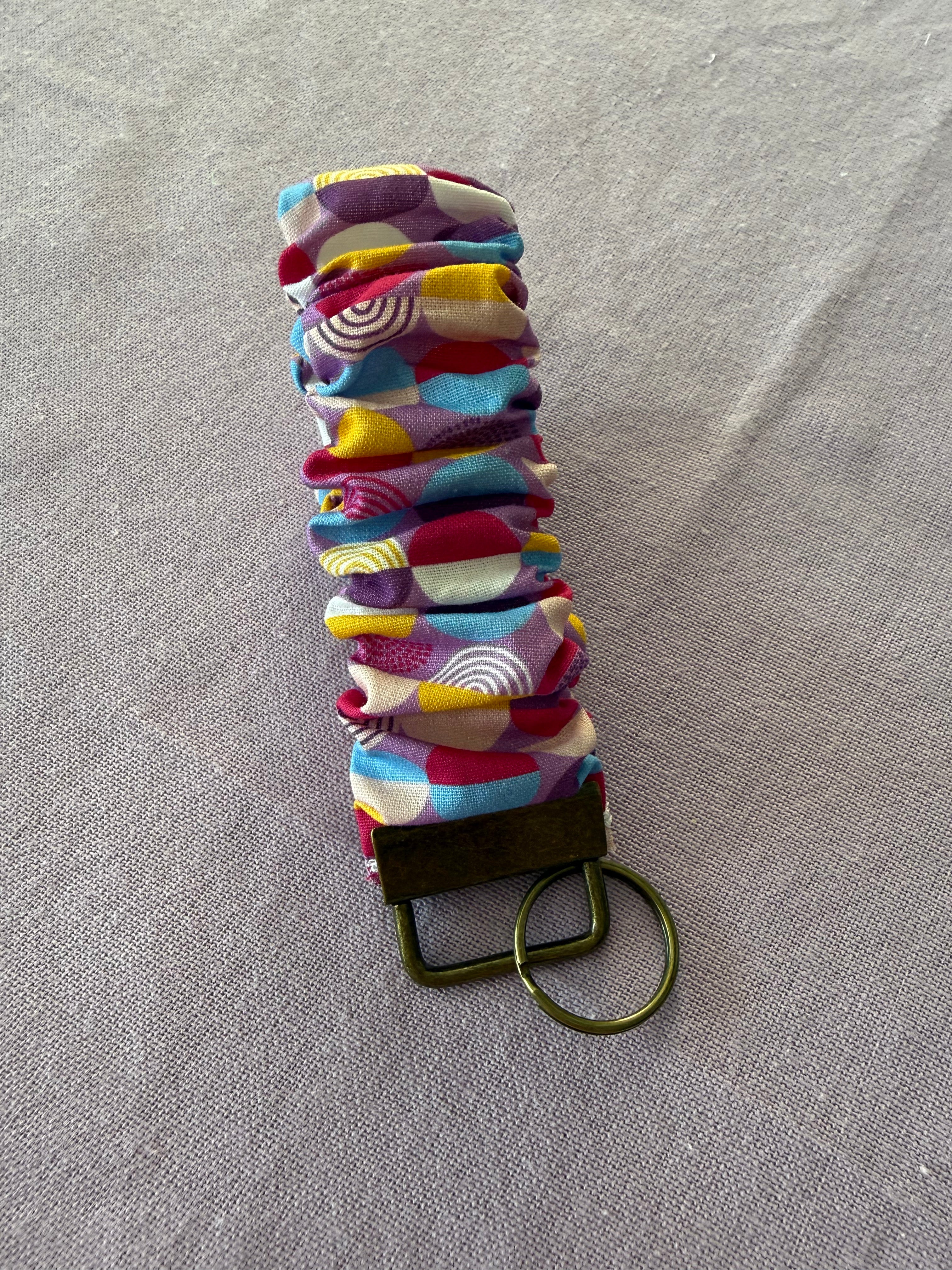 Scrunchy Schlüsselanhänger "Candy Pop"