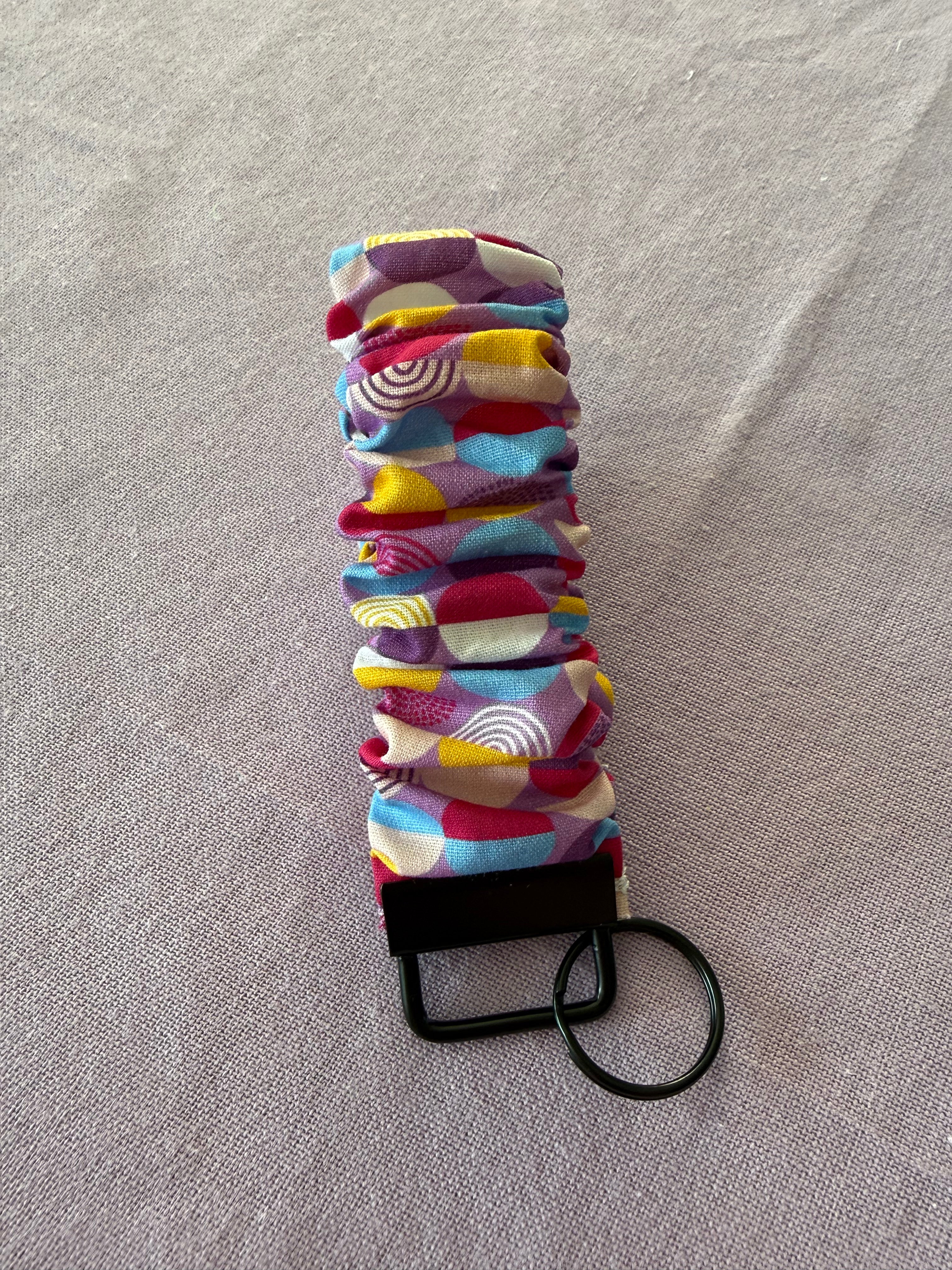 Scrunchy Schlüsselanhänger "Candy Pop"