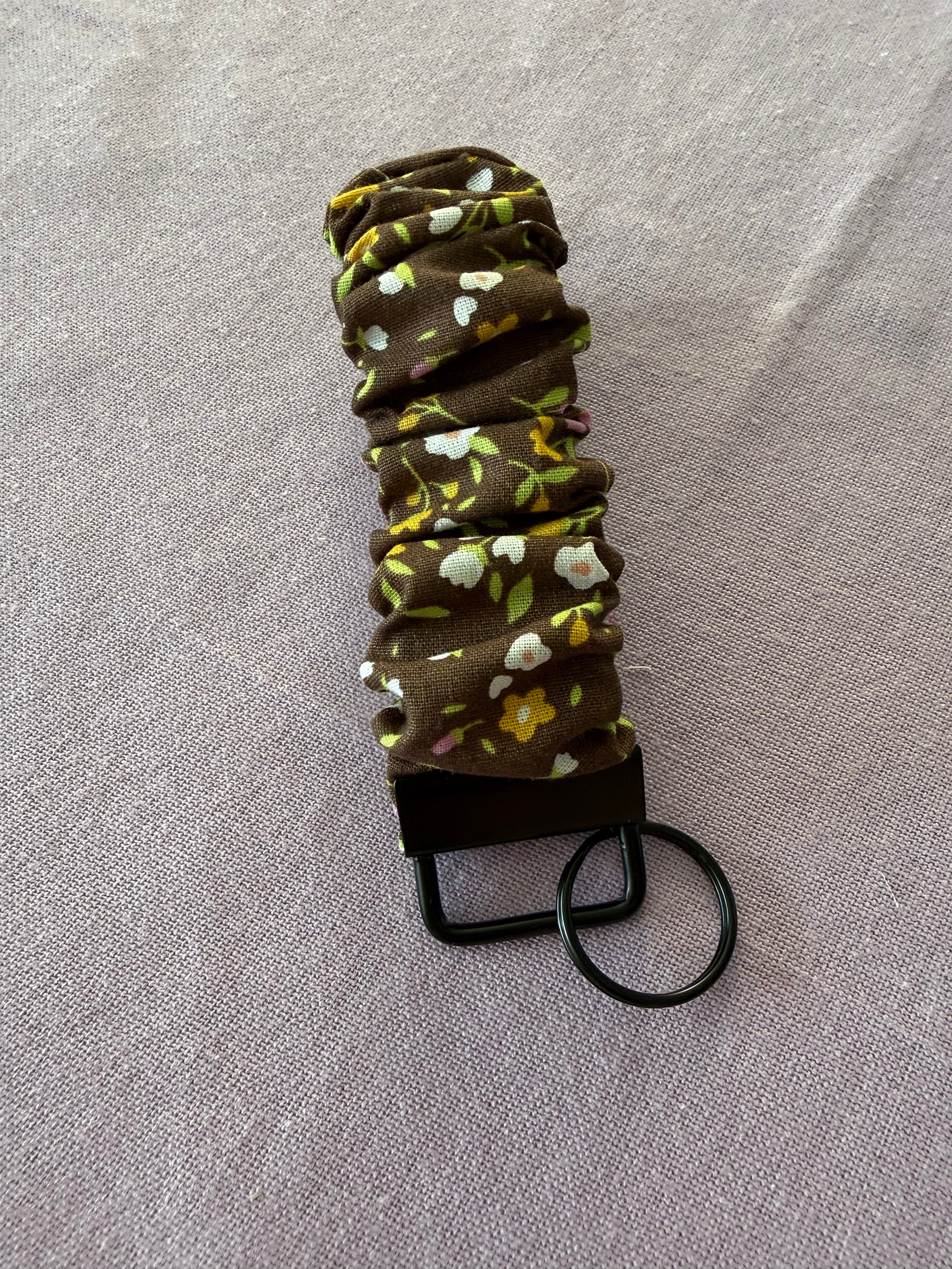 Scrunchy Schlüsselanhänger "Woodland charm "