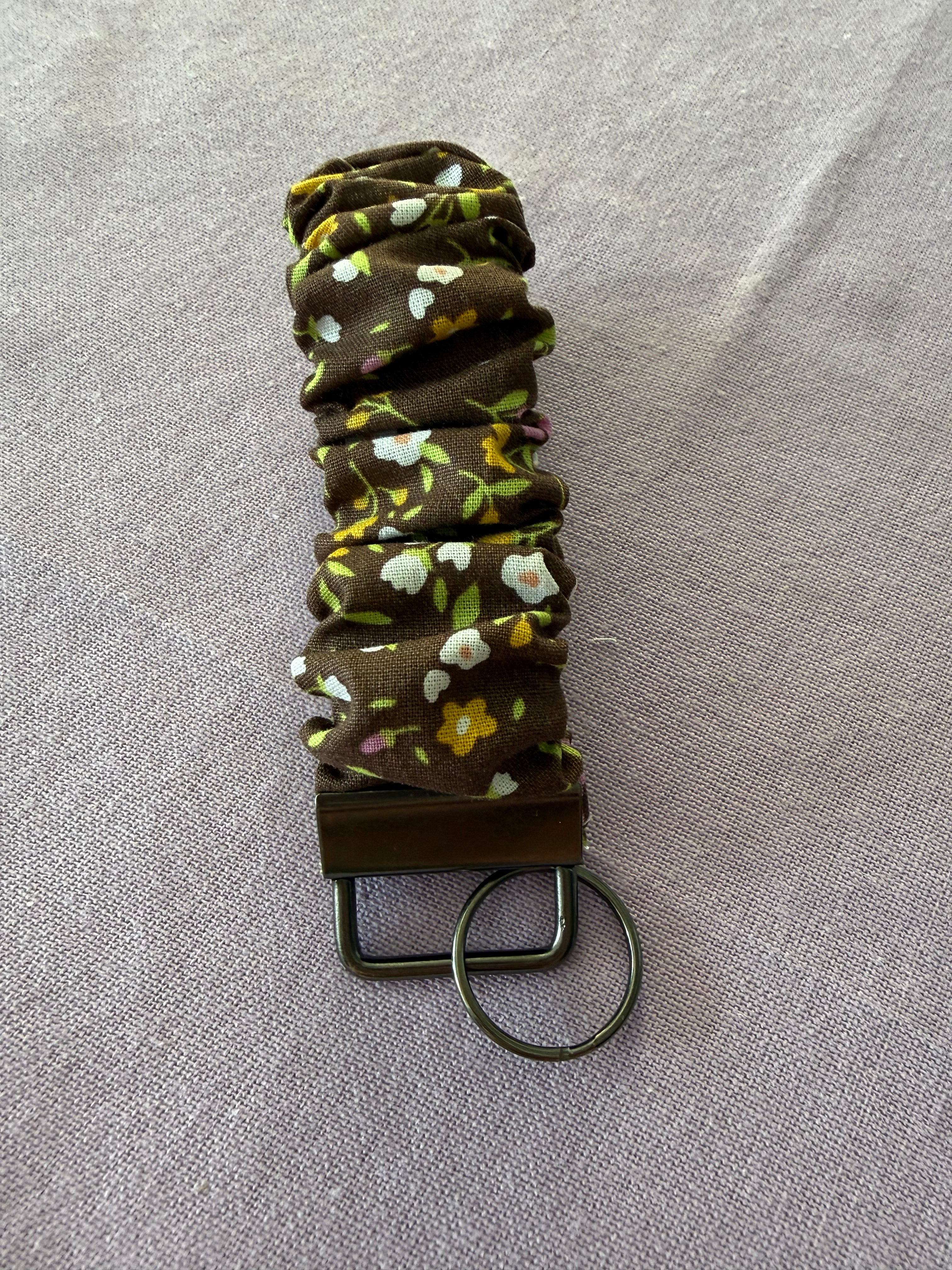 Scrunchy Schlüsselanhänger "Woodland charm "