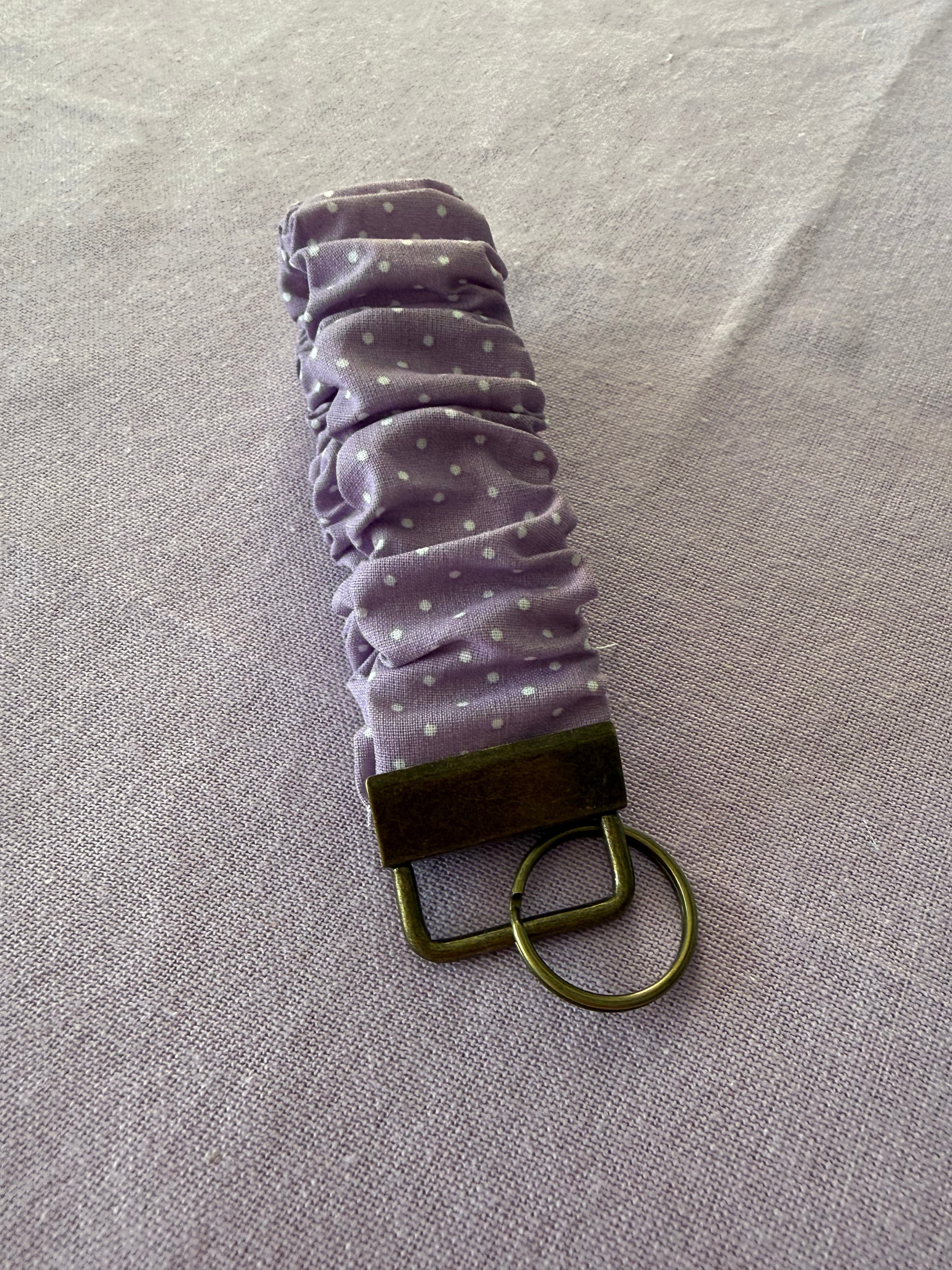 Scrunchy Schlüsselanhänger "Lavender sprinkle"