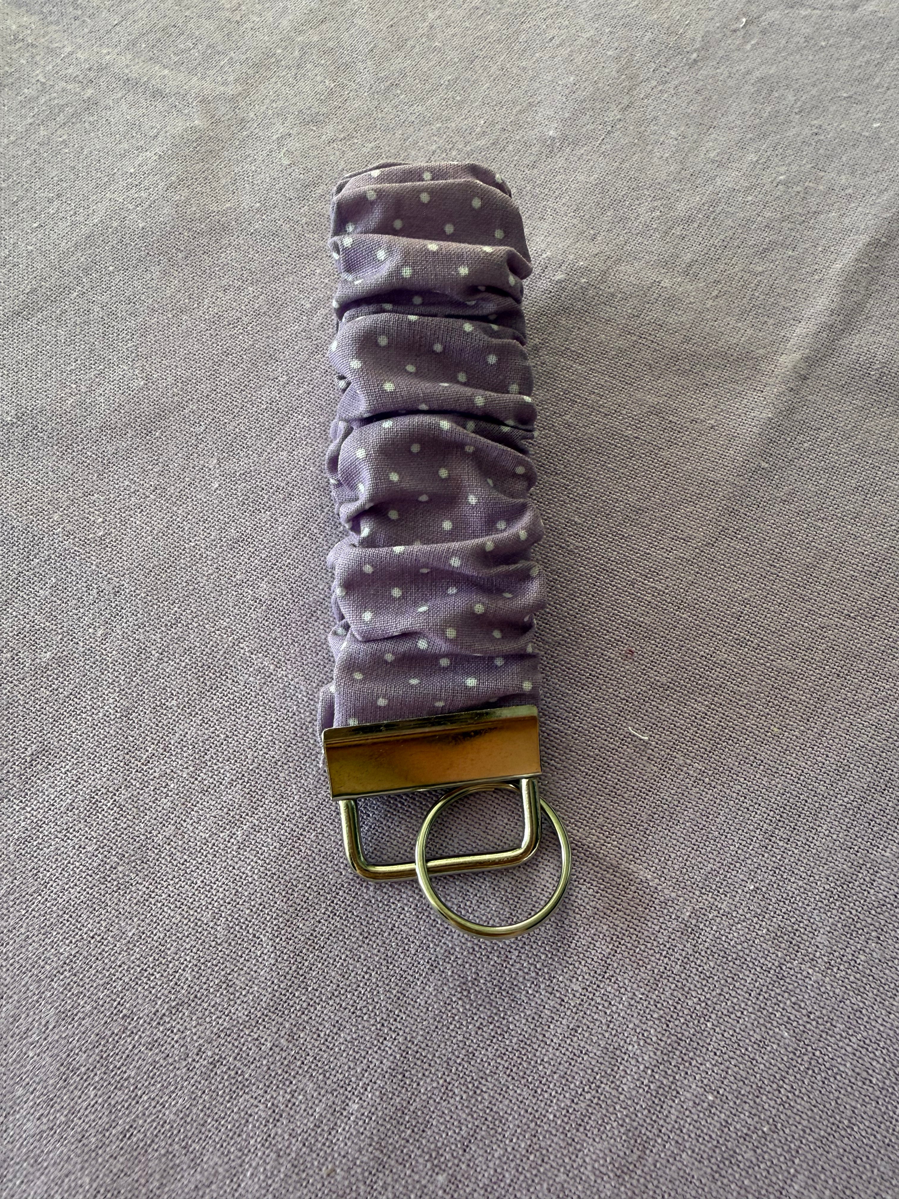 Scrunchy Schlüsselanhänger "Lavender sprinkle"