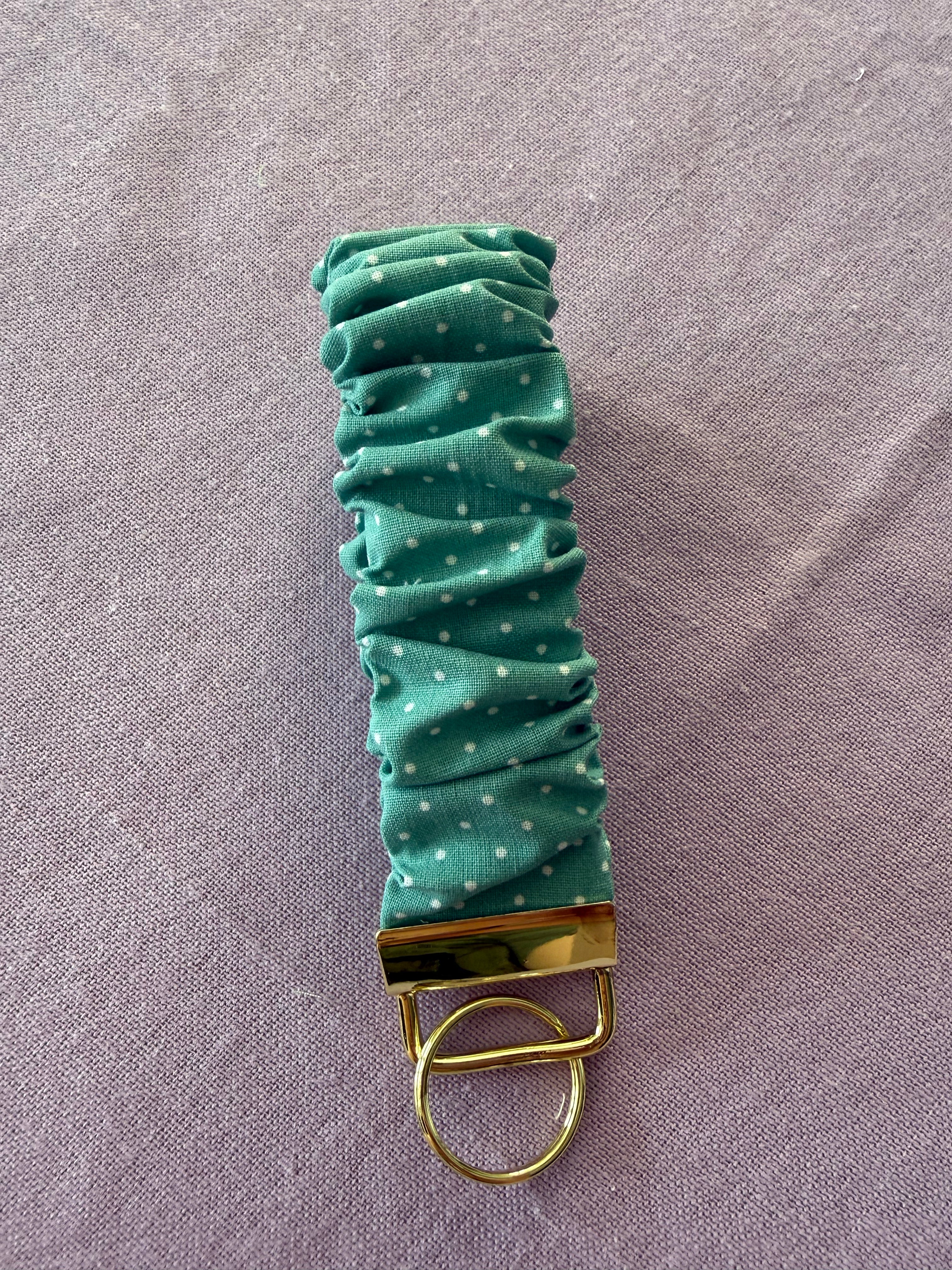 Scrunchy Schlüsselanhänger "Sage Sprinkle"