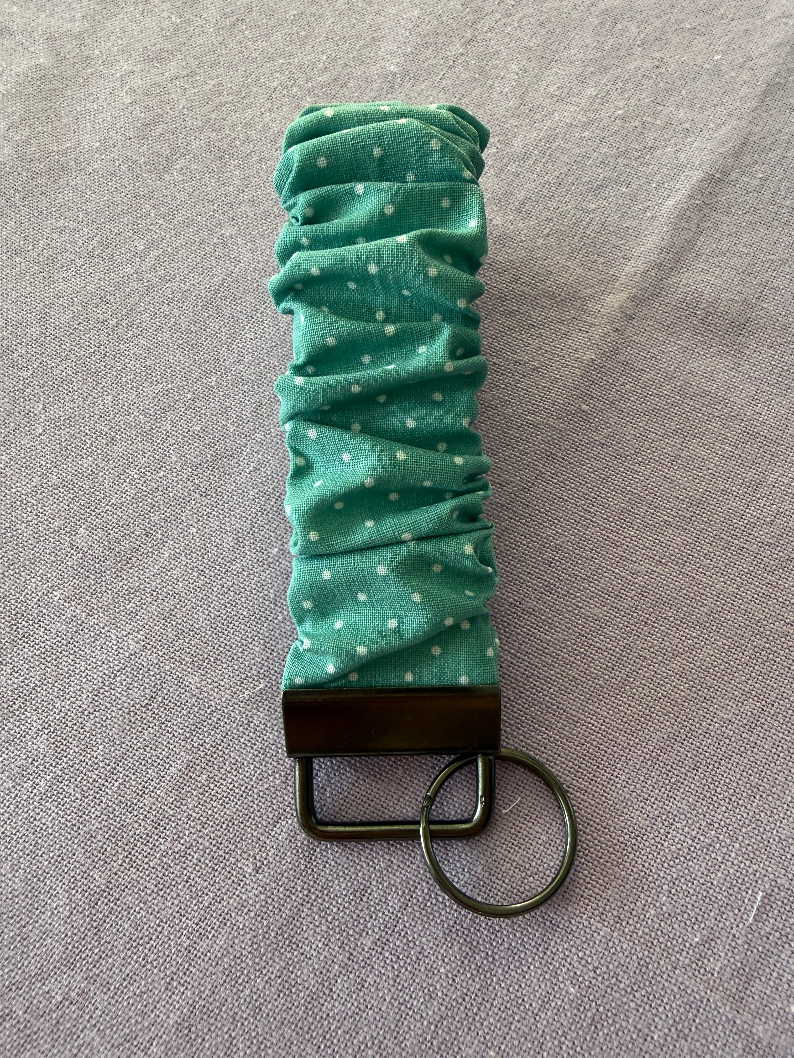Scrunchy Schlüsselanhänger "Sage Sprinkle"